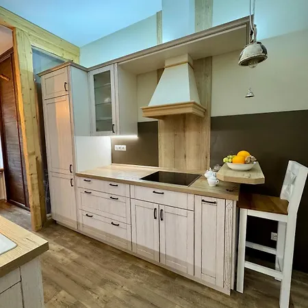Privately Owned Near Karlovy Vary Apartamento *